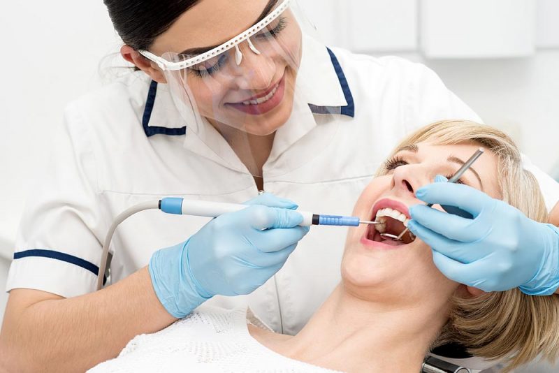 featured image for teeth cleaning procedure