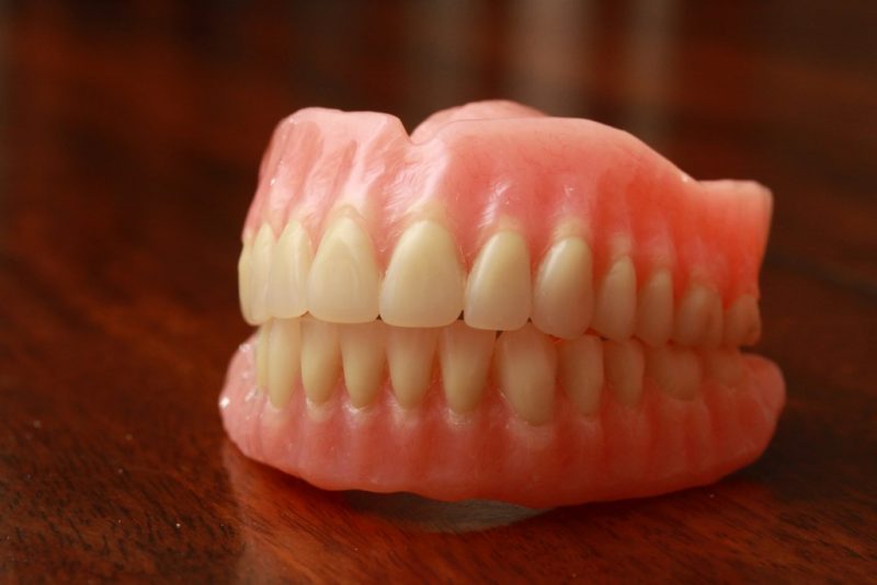 featured image for dental dentures